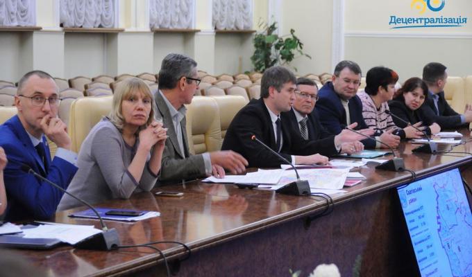 У Києві розглянуто проєкт Перспективного плану формування територій громад Луганщини