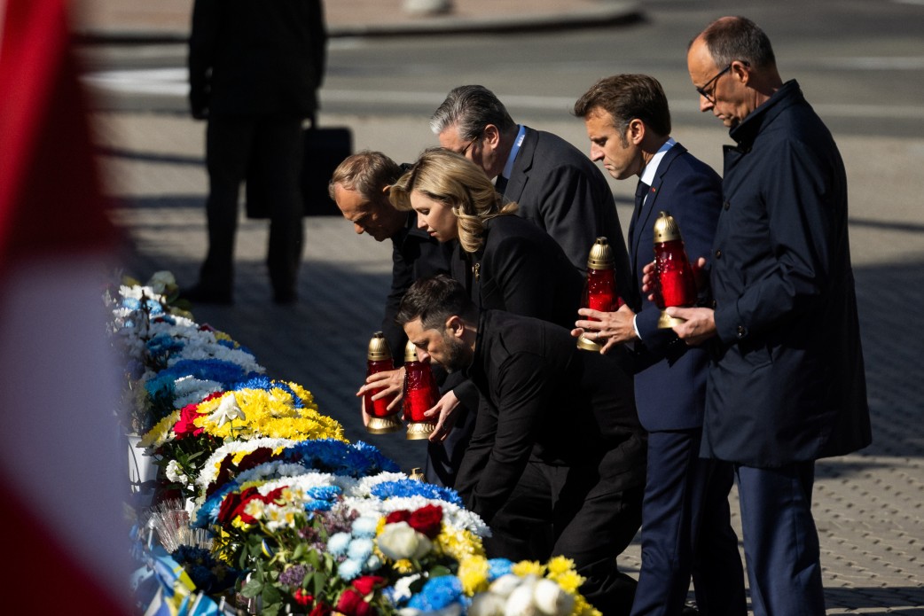 У Києві Президент України, перша леді та європейські лідери вшанували пам’ять загиблих воїнів