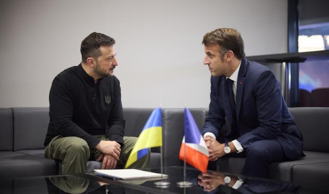 Володимир Зеленський обговорив з Емманюелем Макроном оборонну підтримку України