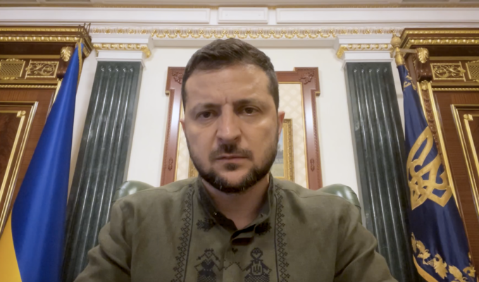 Росія сама себе відріже від переговорів, якщо влаштує судилище над полоненими українськими захисниками – звернення Президента Володимира Зеленського