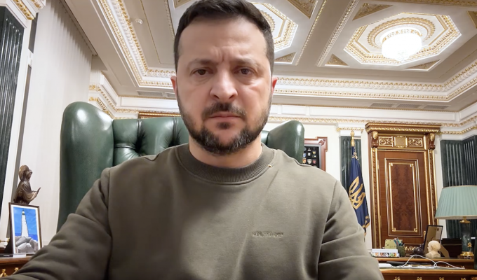 Наше завдання цього року – не лише посилити повітряний щит та далекобійні можливості України, а й завдати Росії системних втрат – звернення Президента