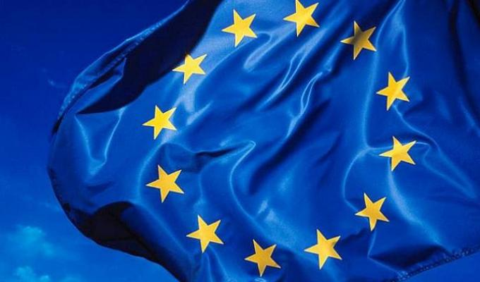 Сьогодні вся Європа відзначає річницю підписання Договору про утворення Європейського Союзу