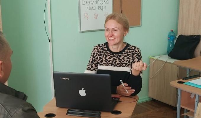 Фахівці Сіверськодонецького Інклюзивно-ресурсного центру надають послуги у хабі громади в Дніпрі