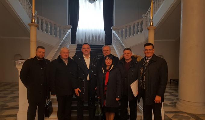 Сергій Гайдай: Луганській обласній клінічній лікарні бути. Сєвєродонецька багатопрофільна увійде до переліку опорних закладів охорони здоров’я області