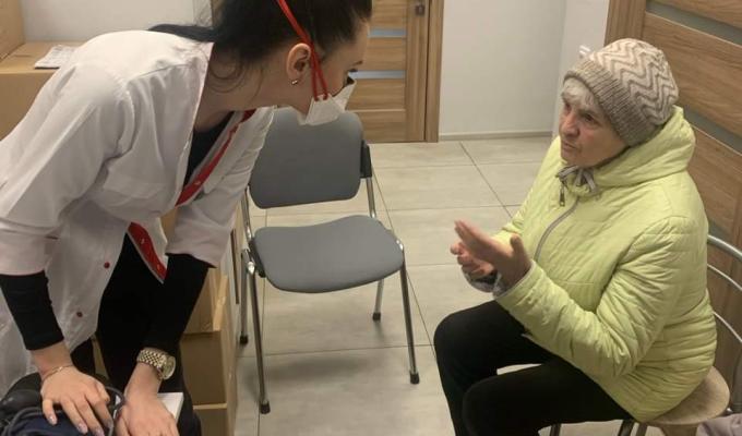 Щодня у хабі Нижньодуванської громади в Києві надаються медичні послуги