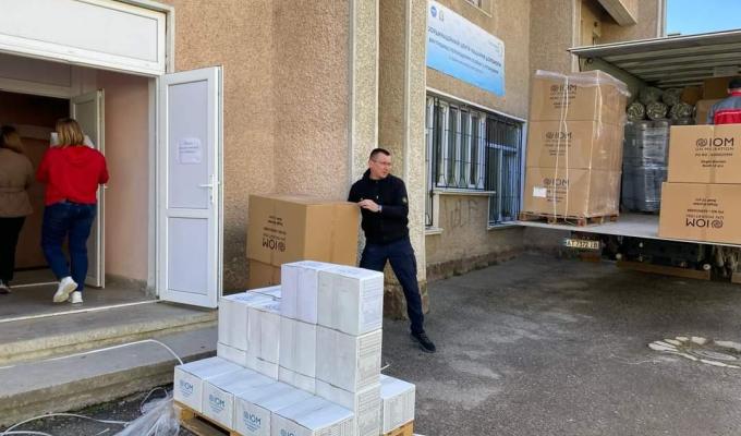 МОМ виділила понад шість мільйонів гривень для луганчан, яких прихистила Франківщина