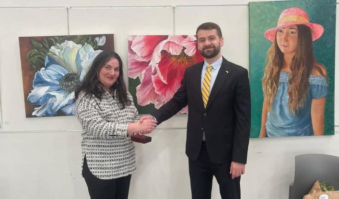 Вчительці багатопрофільного ліцею з Сіверськодонецька вручили державну відзнаку "Заслужений вчитель України"