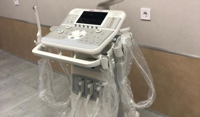 Обласна лікарня та обласний онкологічний диспансер отримали сучасні апарати ультразвукової діагностики від Червоного Хреста