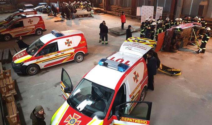 Уряд Німеччини передав 10 спеціальних аварійно-рятувальних машин