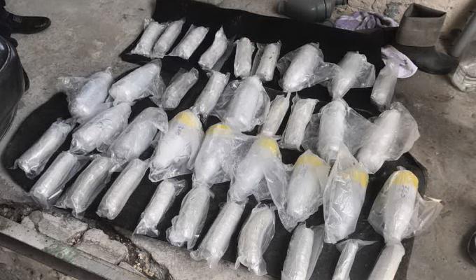 СБУ припинила діяльність угруповання, яке контрабандою переправляло марихуану до РФ