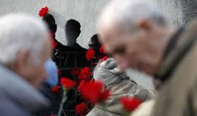 11 квітня – Міжнародний день визволення в’язнів нацистських концтаборів