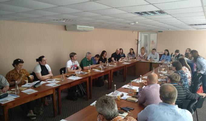 Розглянуті можливості впливу громадських рад на прийняття рішень в області