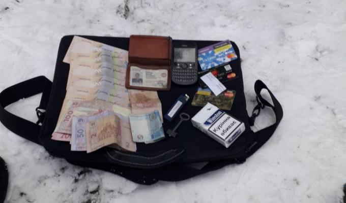 Департамент внутрішньої безпеки Нацполіції та СБУ викрили на хабарі двох поліцейських