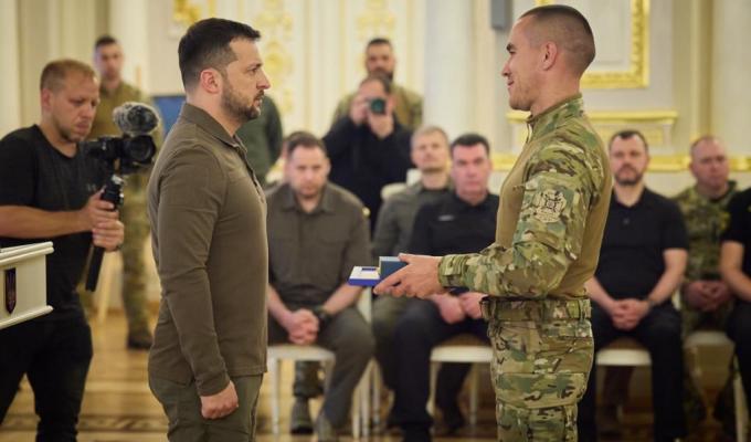 Волонтера з Луганської області Сергія Рашка нагороджено відзнакою Президента