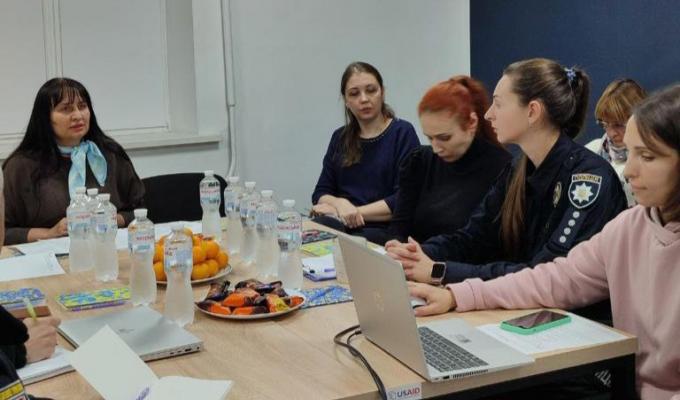 «Аналіз ризиків економічної безпеки для жінок» презентовано в рамках проєкту  «Жінки. Мир. Безпека: відповіді на виклики війни»