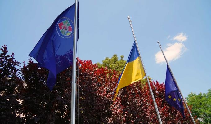 Луганщина схиляє голови перед жертвами ракетних атак