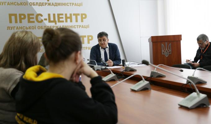 П’ять районів і об’єднаних громад області завершили закупівлю шкільного устаткування, – брифінг