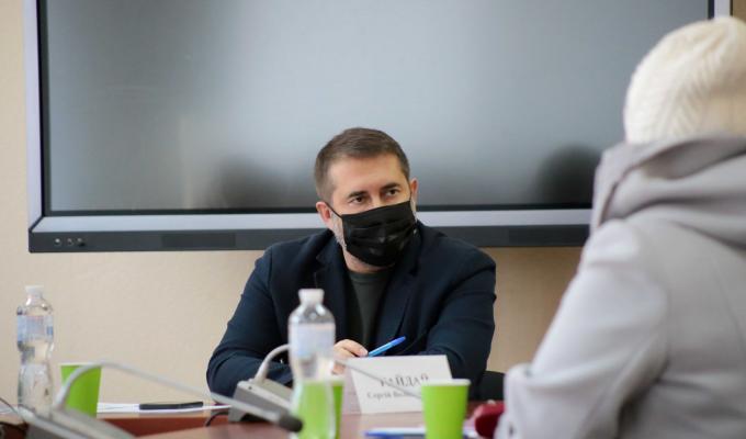 Сергій Гайдай доручив допомогти учаснику АТО в питанні отримання житла