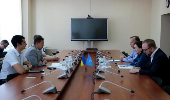 Вдячний міжнародним партнерам за допомогу в поліпшенні умов перетину лінії розмежування, – Віталій Комарницький