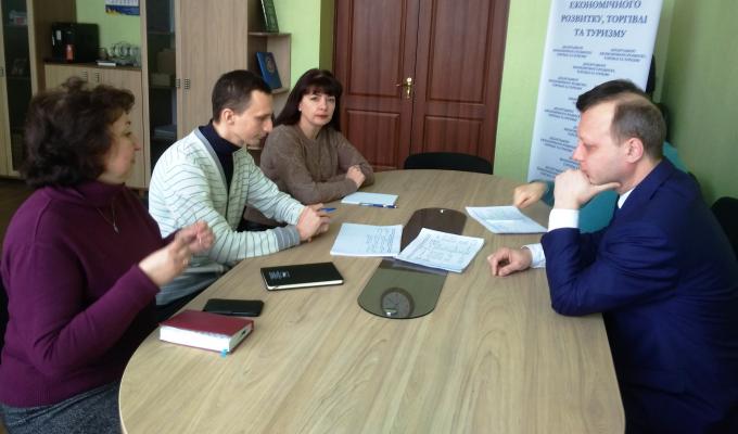Луганщина розробляє регіональну програму для залучення міжнародних коштів на розвиток регіону Луганщина розробляє регіональну програму для залучення міжнародних коштів на розвиток регіону