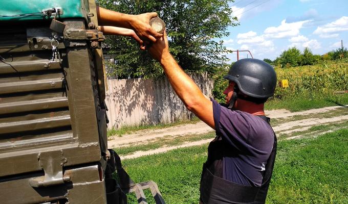 Піротехніками на Луганщині вилучено шість одиниць вибухонебезпечних предметів