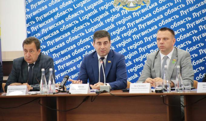 Найболючіші питання Луганщини розглянуто на виїзному засіданні парламентського Комітету з питань прав людини, деокупації та реінтеграції