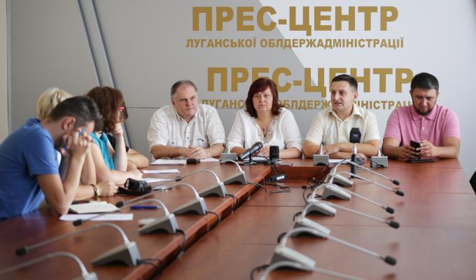 Десять об’єднаних громад Луганщини очікують на призначення перших виборів, – брифінг