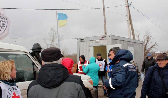 КПВВ «Станиця Луганська» поповнився новим сучасним медичним модулем