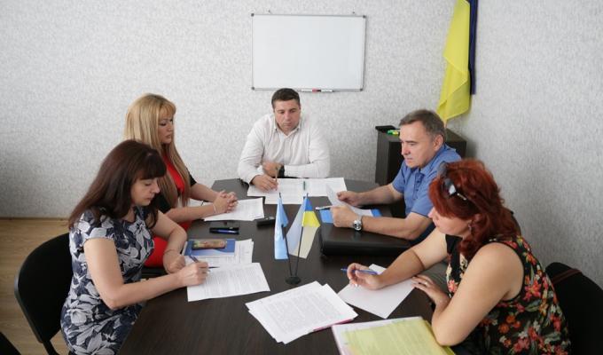 Розглянуто шляхи реалізації обласних програм забезпечення житлом