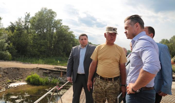 Керівник Держагентства автомобільних доріг ознайомився з відновленням інфраструктури Луганщини 