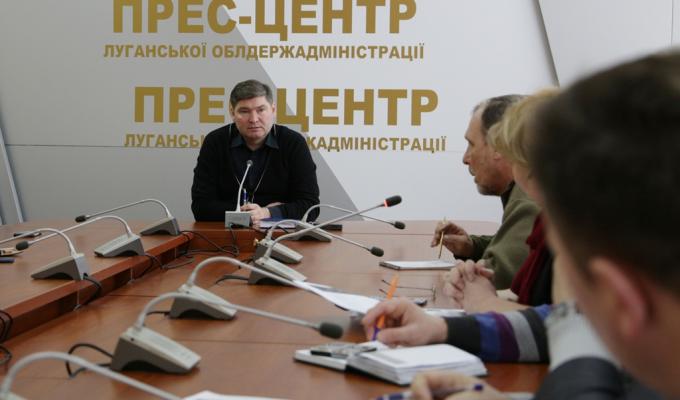 Проведено нараду щодо ліквідації наслідків обстрілів Золотого 