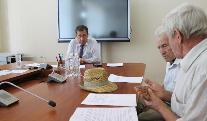 Віталій Комарницький провів особистий прийом громадян