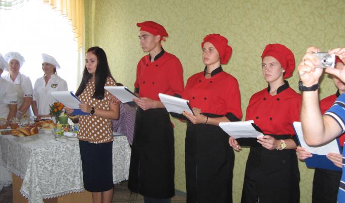 Проведено конкурс професійної майстерності серед кухарів стаціонарних установ соціальної сфери Луганської області