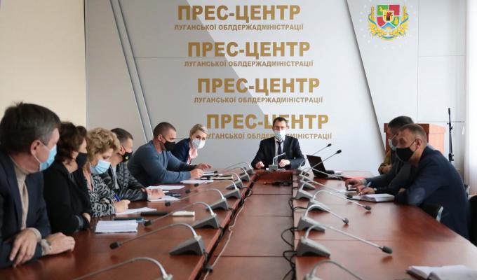 Мешканці 120 населених пунктів поблизу лінії розмежування страждають від обстрілів та забруднення мінами, - звіт УВКБ ООН