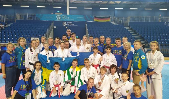 Сім нагород світової першості здобули каратисти Луганщини 