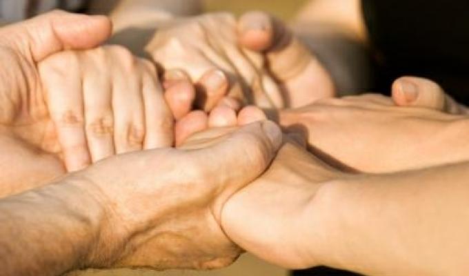 Щодо призначення і виплати компенсації фізичним особам, які надають соціальні послуги