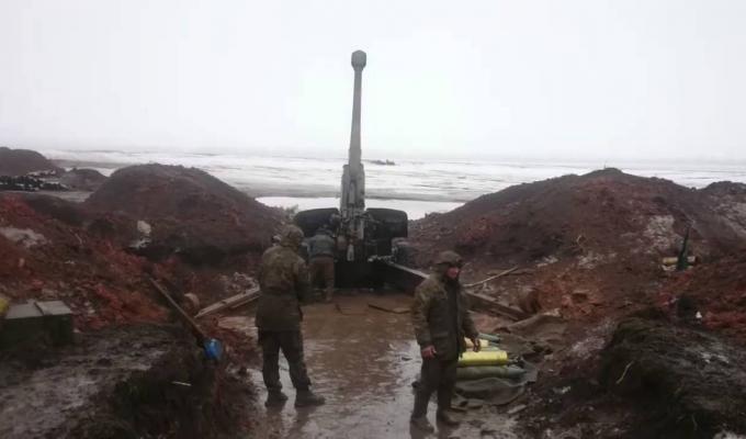 Новини АТО: На Попаснянщині ворог поновив артилерійські обстріли