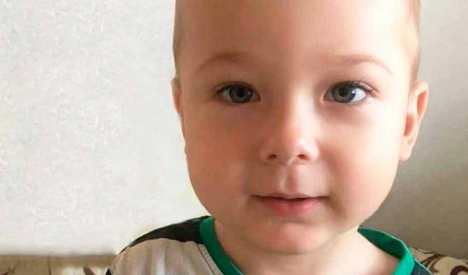 Маленький Нікіта Крижний потребує найдорожчого препарату у світі: батьки благають про допомогу