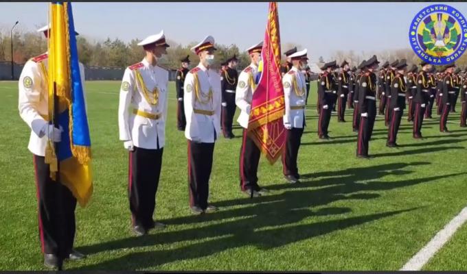  30 років Луганський обласний ліцей з підвищеною фізичною підготовкою готує майбутню еліту українських Збройних Сил – це більше трьох тисяч випускників, 90% з яких стали кадровими офіцерами.