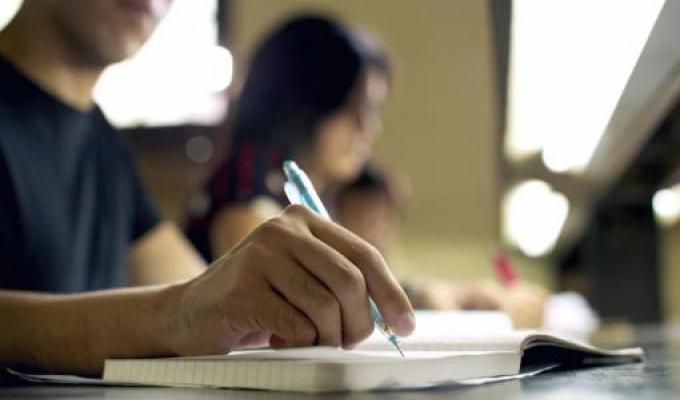 Щоп'ятниці у хабі Сіверськодонецької громади у Дніпрі можна отримати консультації фахівця обласного центру зайнятості