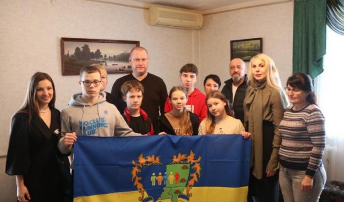 Родині з Білокуракинщини придбали будинок у Полтавській громаді