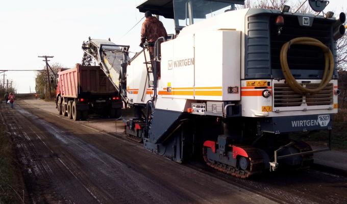 Триває капітальний ремонт дороги у Попасній