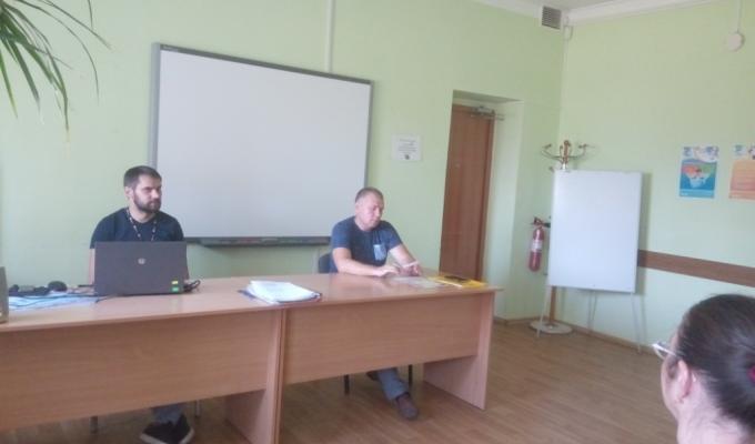 Представник Департаменту розповів клієнтам Лисичанського міського центру зайнятості щодо протидії торгівлі людьми