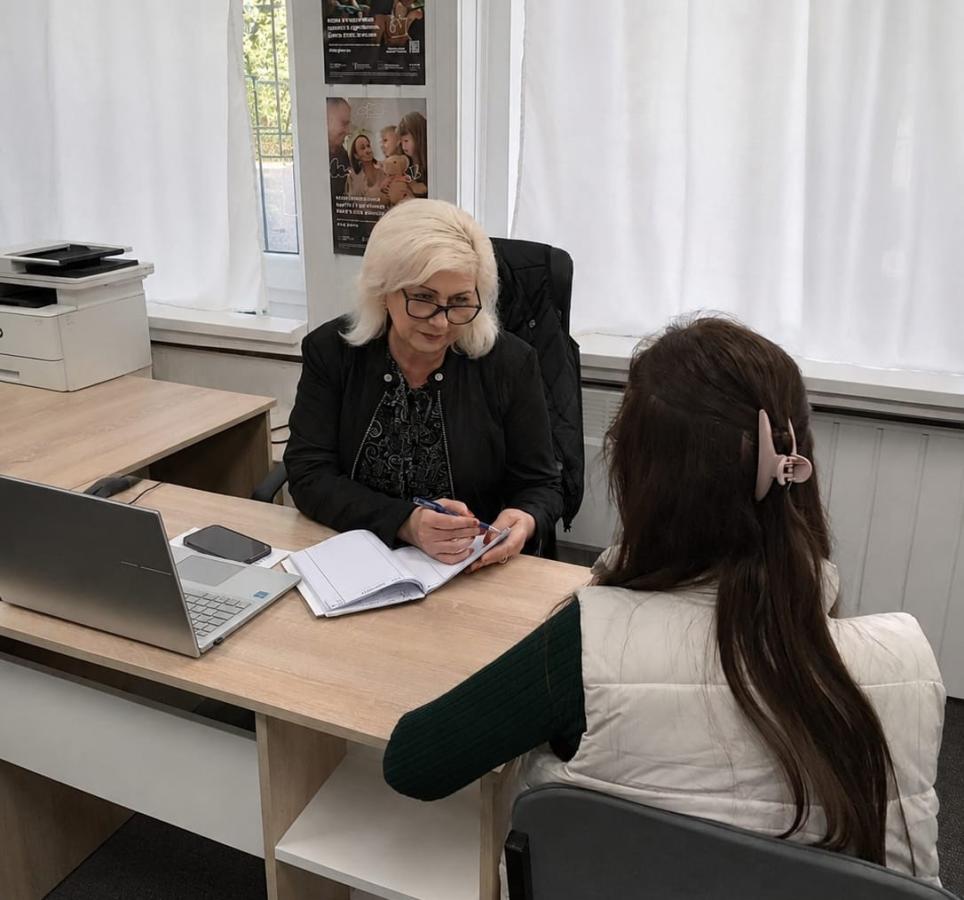 Олена Коробка: Нижньотеплівська громада розширює програми підтримки переселенців, ветеранів, та родин з дітьми