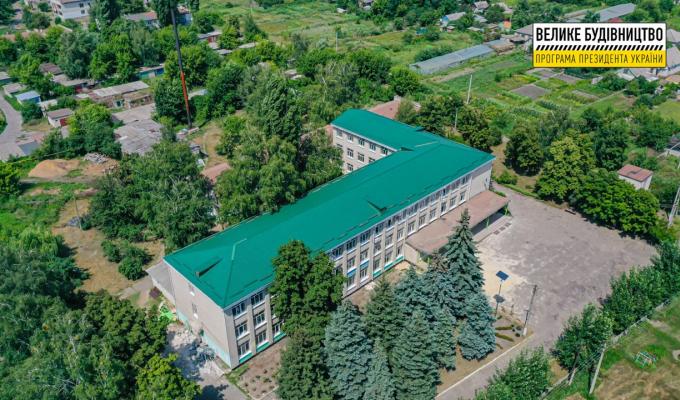 Велике будівництво на Луганщині: Фотозвіт реконструкції школи у Красноріченському