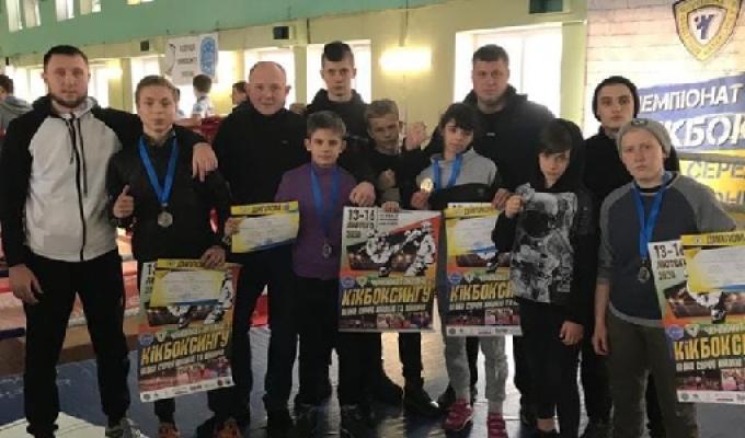 П'ять медалей здобули кікбоксери Луганщини на чемпіонаті України