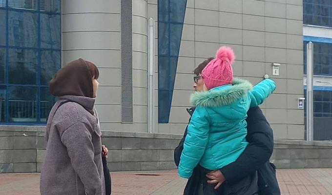 «Я не хочу, щоб мої діти збирали цукерки окупантам!» 