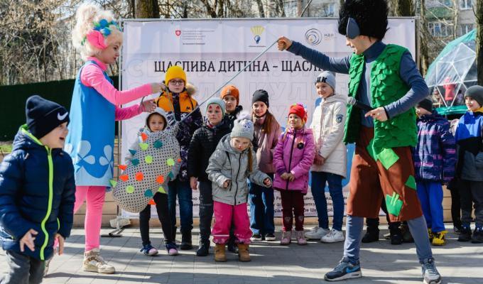 У шелтері в Дніпрі організували весняну програму для маленьких луганчан