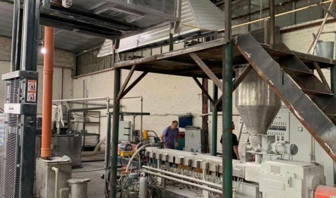 Виробник полімерів із Сєвєродонецька зібрав трудовий колектив в Умані – переселенці забезпечені житлом та соціальними послугами за рахунок фірми