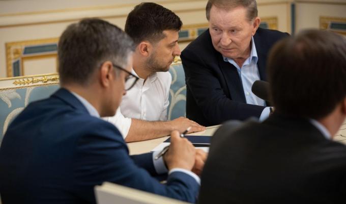 Леонід Кучма очолив українську делегацію Тристоронньої контактної групи